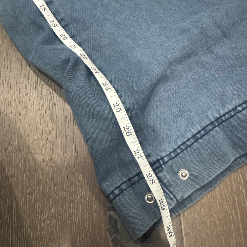 Blue Jeans - Picture 5 of 7